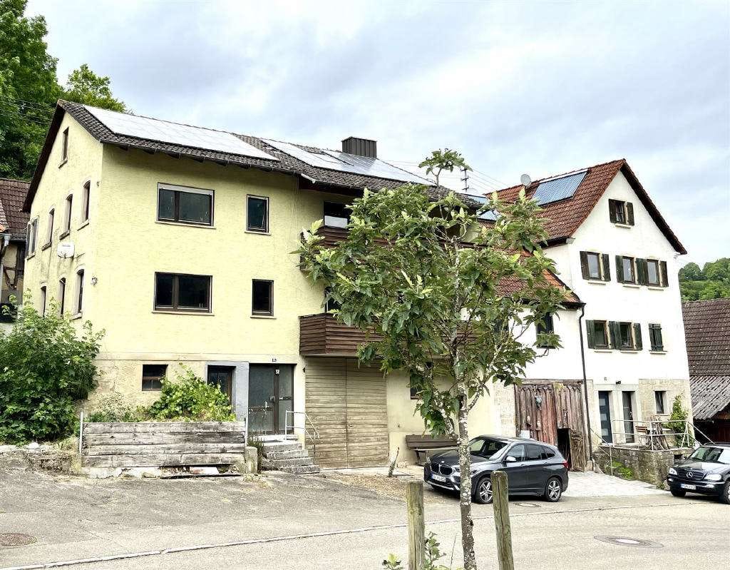 Immobilie in Creglingen - 1-2 Familienwohnhaus im Ausbau
in Creglingen - Münster - Bild 0