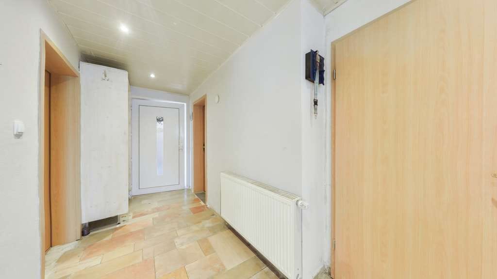Immobilie in Mitteleschenbach - Einfamilienhaus in ruhiger Lage mit uneinsehbarer Dachterrasse - Bild 0