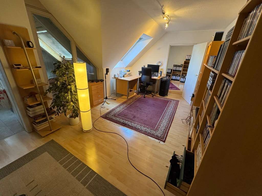 Immobilie in Karlsfeld - geräumige 1,5-Zimmer-Dachgeschosswohnung in ruhiger Wohnlage in Karlsfeld zu verkaufen! - Bild 4