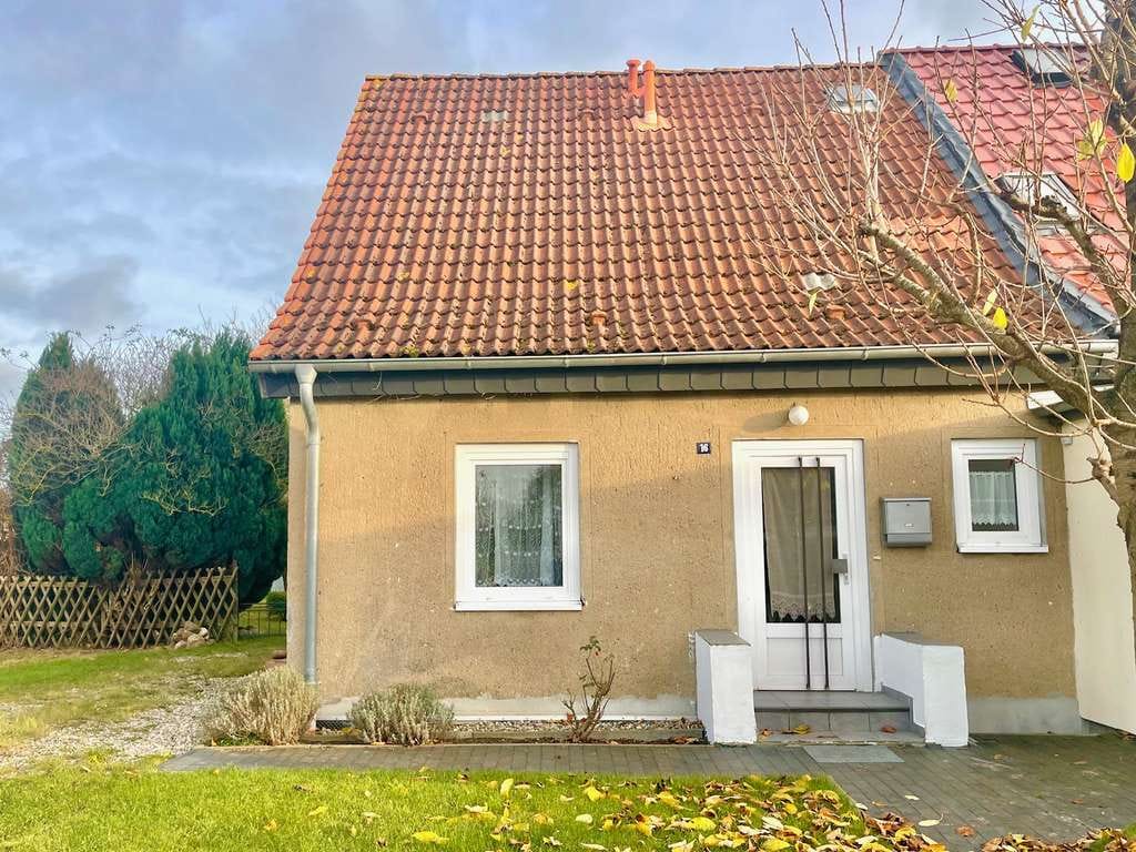Immobilie in Kalkhorst - Charmante Doppelhaushälfte nahe der Ostsee – Ein Zuhause mit Potenzial - Bild 0