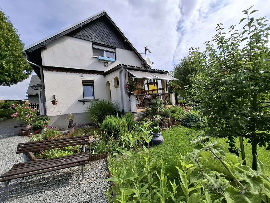 Immobilie in Neusalza-Spremberg - Feines Haus mit Wald in idyllischer Lage - Bild 3