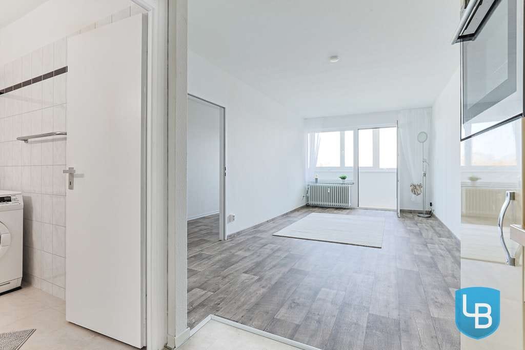 Immobilie in Schönberg (Holstein) - Stilvolle 1,5 Zimmer-Ferienwohnung mit verglaster Loggia in modernem Design - Bild 3