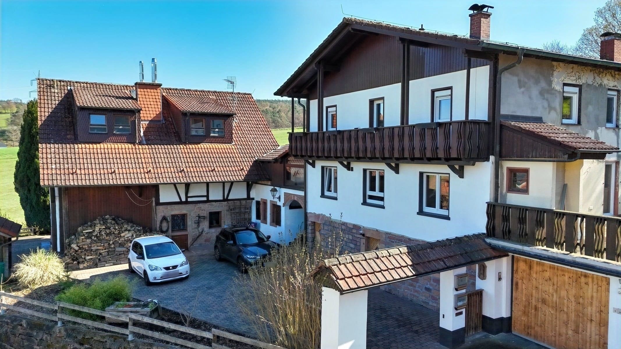 Immobilie in Michelstadt - Traumlage am Feldrand. Landleben pur. Einfamilienhaus mit Nebengebäude und Garagen - Bild 4