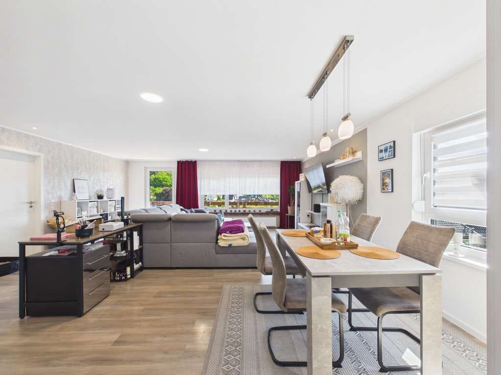 Immobilie in Scheuerfeld - 
Familienfreundliches Haus in ruhiger Lage

 - Bild 4