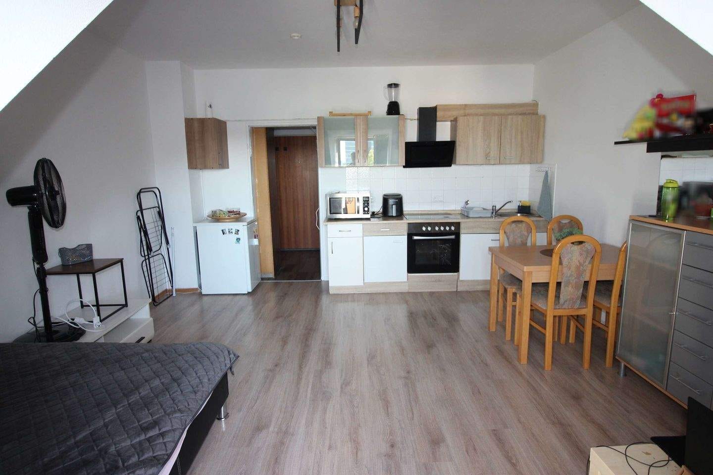 Immobilie in Deggendorf - 1-Zimmer-Apartment mit Balkon im Zentrum von Deggendorf - Bild 1