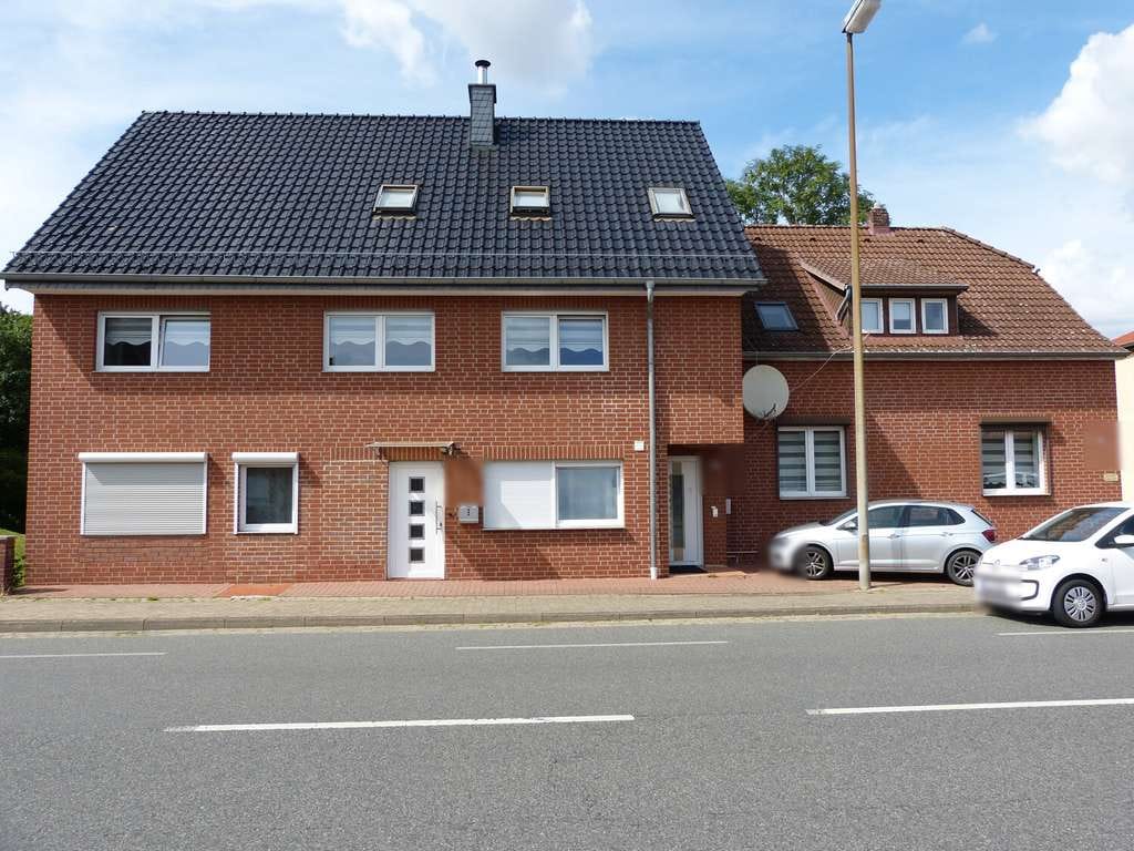 Immobilie in Ilsede - Kapitalanlage: 3-Familienhaus mit solider Rendite - Bild 0