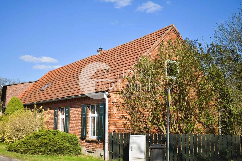 Immobilie in Lenzen (Elbe) - Ländliche Idylle mit Potenzial – Einfamilienhaus mit großem Grundstück & Nutzfläche in ruhiger Lage - Bild 3