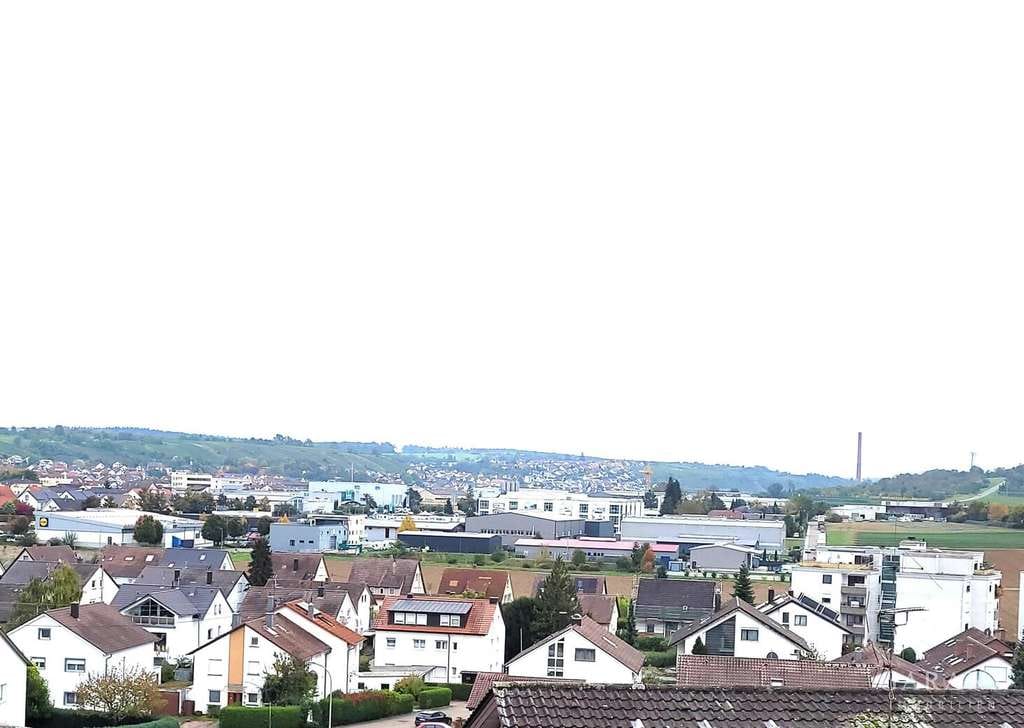 Immobilie in Kirchheim am Neckar - !!! Mehrgenerationenhaus mit zwei Wohneinheiten in schöner, ruhiger Panorama-Aussichtslage !!! - Bild 0