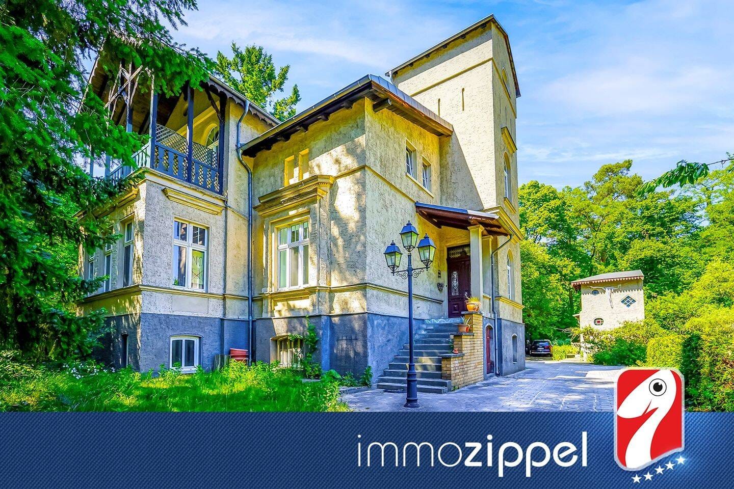 Immobilie in Grünheide (Mark) - Historischer Villencharme trifft auf Wohnen im Grünen - 4, 5 Zimmer Wohnung mit Balkon! *Provisionsfrei* - Bild 0