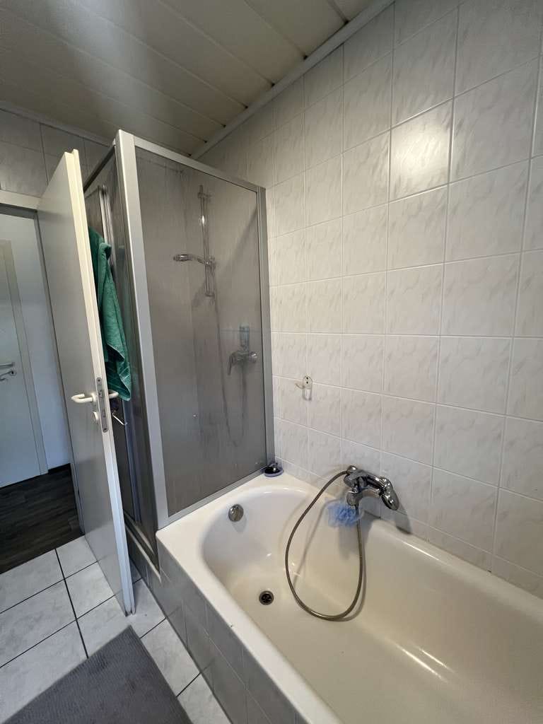 Immobilie in Weingarten (Pfalz) - Lukrative Kapitalanlage im 9 Familienhaus zum günstigen Kaufpreis! - Bild 3
