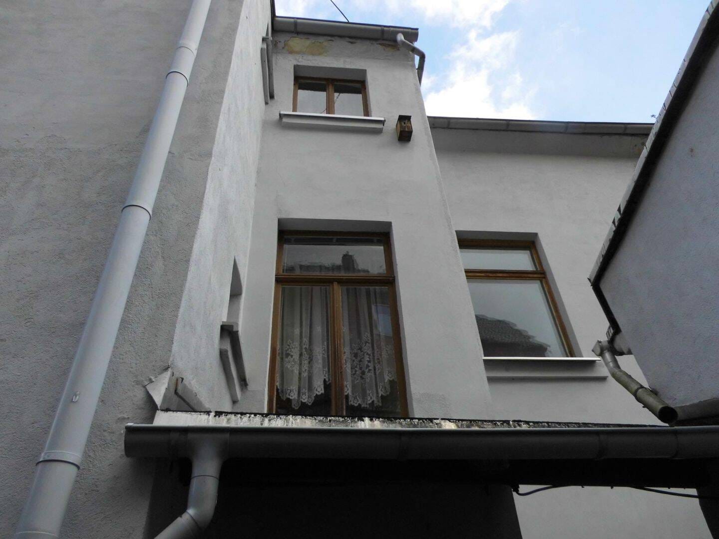Immobilie in Reichenbach - 1-2-Familien-Reihenhaus mit Garage im Haus in ruhiger Stadtlage von Reichenbach OT Mylau. - Bild 2