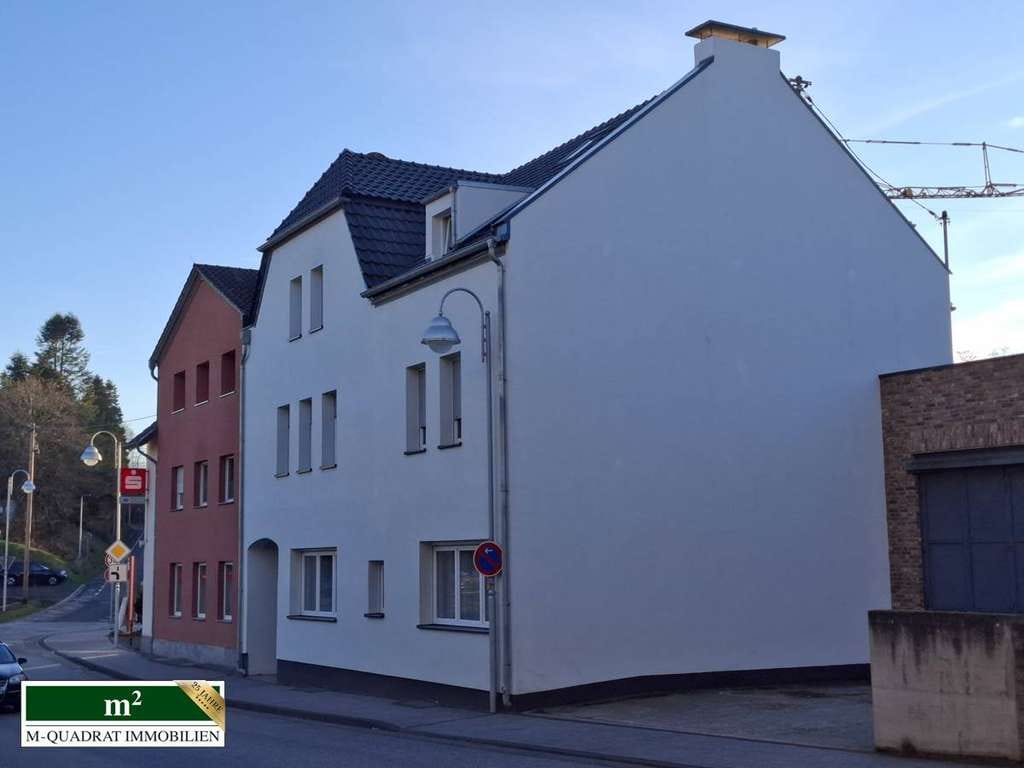 Immobilie in Grafschaft - Gepflegtes Dreifamilienhaus in zentraler Lage - Bild 3