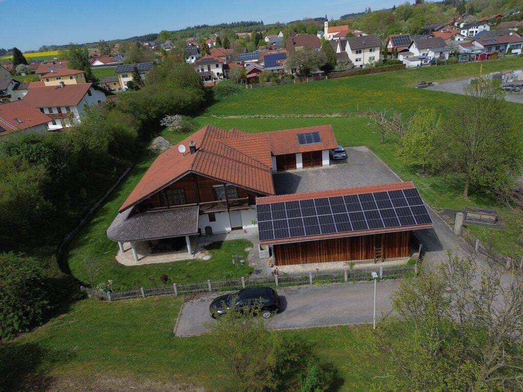 Immobilie in Egglkofen - stattliches Wohnhaus + Gewerbeflächen, Egglkofen - Bild 2