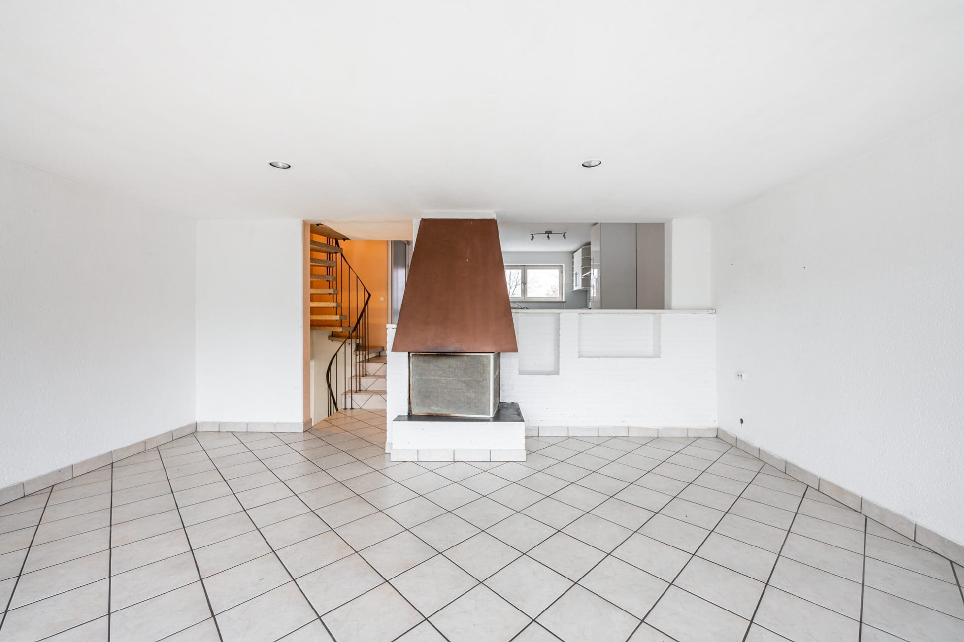 Immobilie in Kirchheim bei München - AIGNER - Reihenmittelhaus mit durchdachtem Grundriss und viel Raum zur individuellen Entfaltung - Bild 2