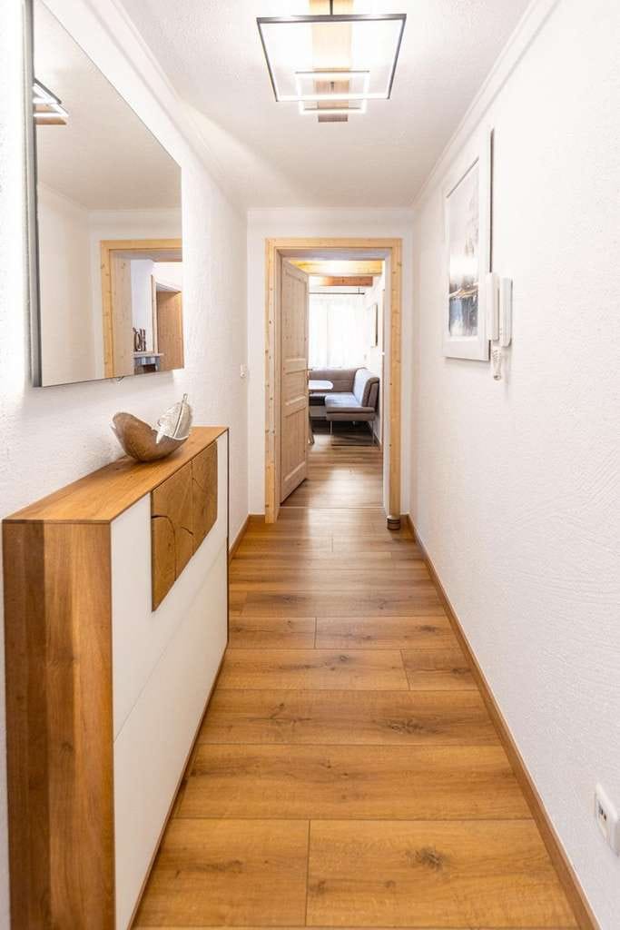 Immobilie in Schneizlreuth - Wohnen im Grünen: Großes Haus mit Garten und zusätzlichem Baugrund (provisionsfrei) - Bild 2