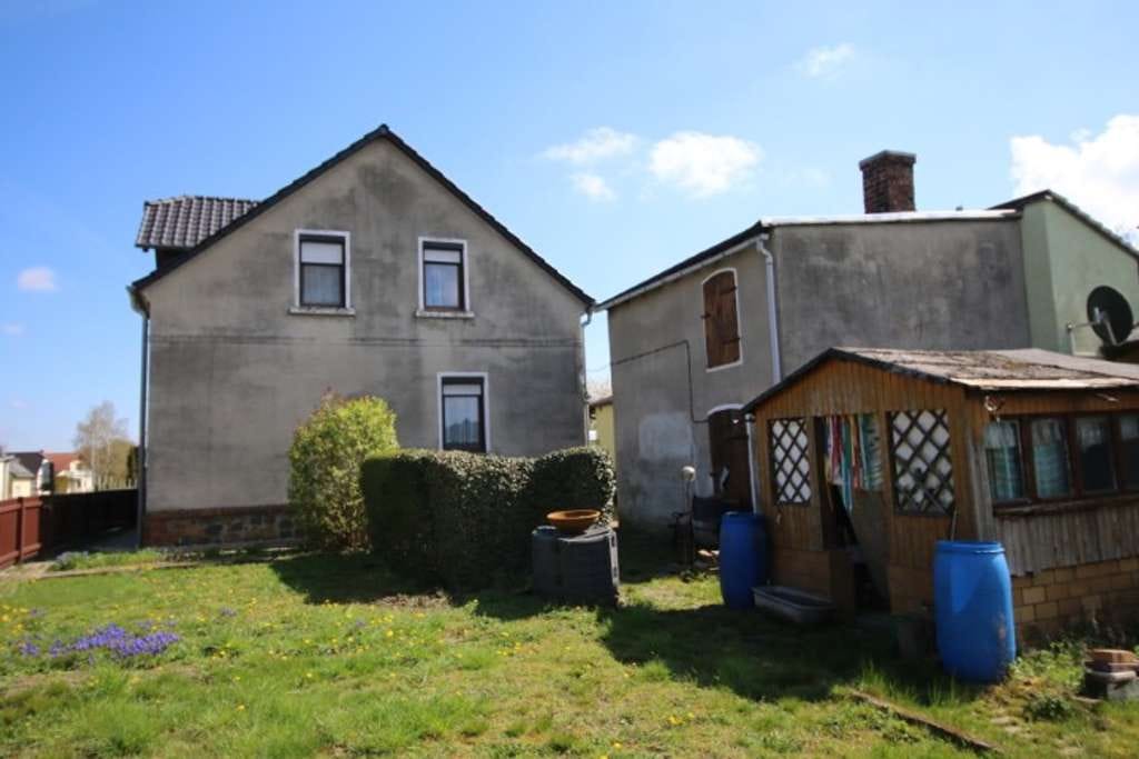 Immobilie in Trebsen/Mulde - Einfamilienhaus mit großem Grundstück und viel Gestaltungspotenzial in Altenhain bei Trebsen! - Bild 1