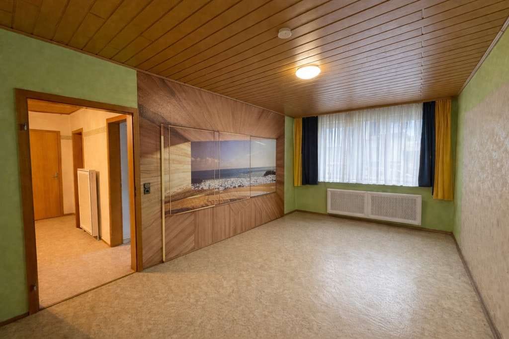 Immobilie in Bürstadt - Zentrale Lage, großes Potenzial – Stadthaus  mit vielseitigen Nutzungsmöglichkeiten in Bürstadt - Bild 2