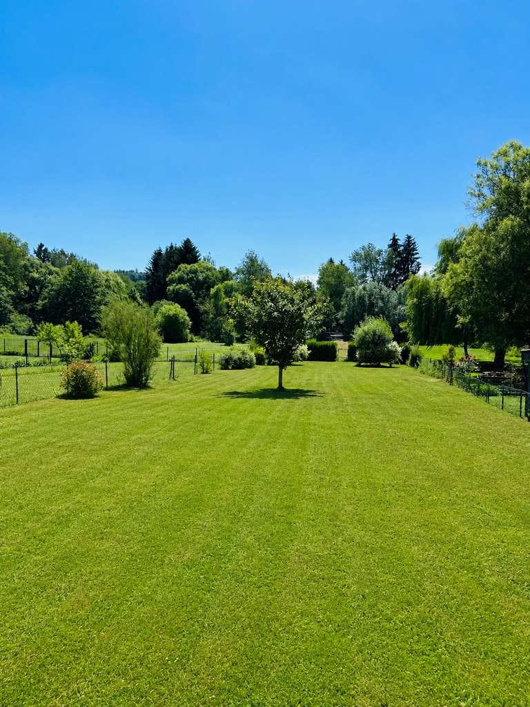 Immobilie in Rieschweiler-Mühlbach - 🌳 Familienhaus mit 1.550 m² Traumgrundstück, Terrasse & moderner Küche - Bild 2