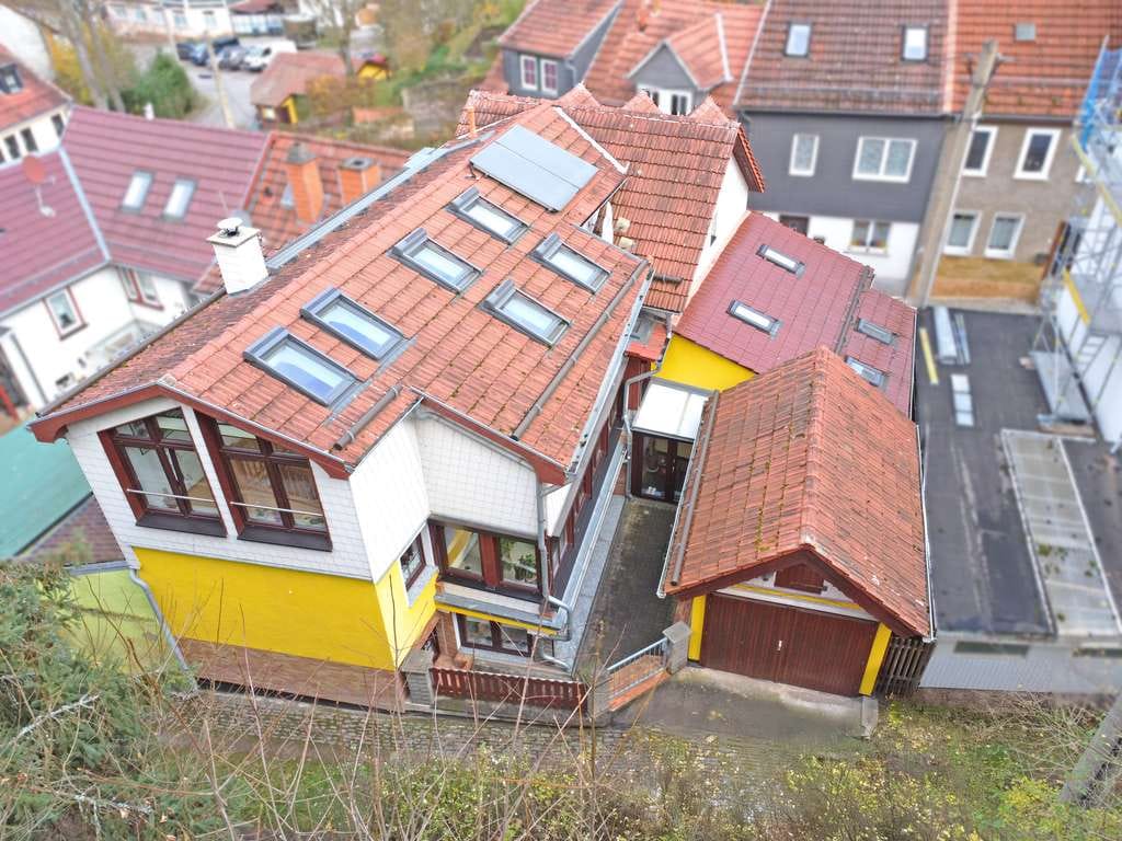 Immobilie in Eisenach - Ihr neues Zuhause in Eisenach – Komfort und viel Platz zum Leben in ruhiger Lage - Bild 1