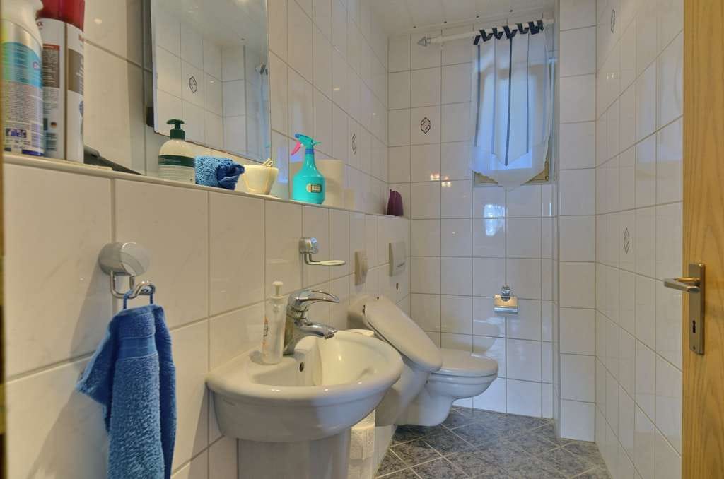 Immobilie in Spardorf - Zweifamilienhaus in Uttenreuth - Bild 4