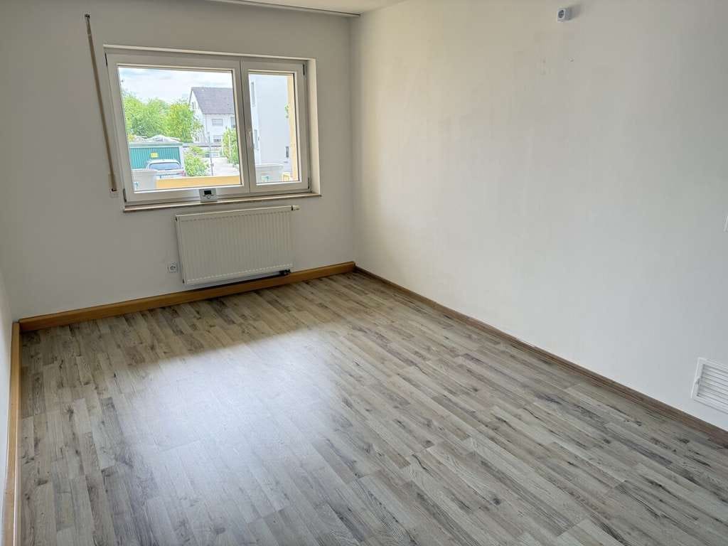 Immobilie in Crailsheim - 3-Zimmer-Wohnung mit Balkon und Pkw-Stellplatz - Bild 2