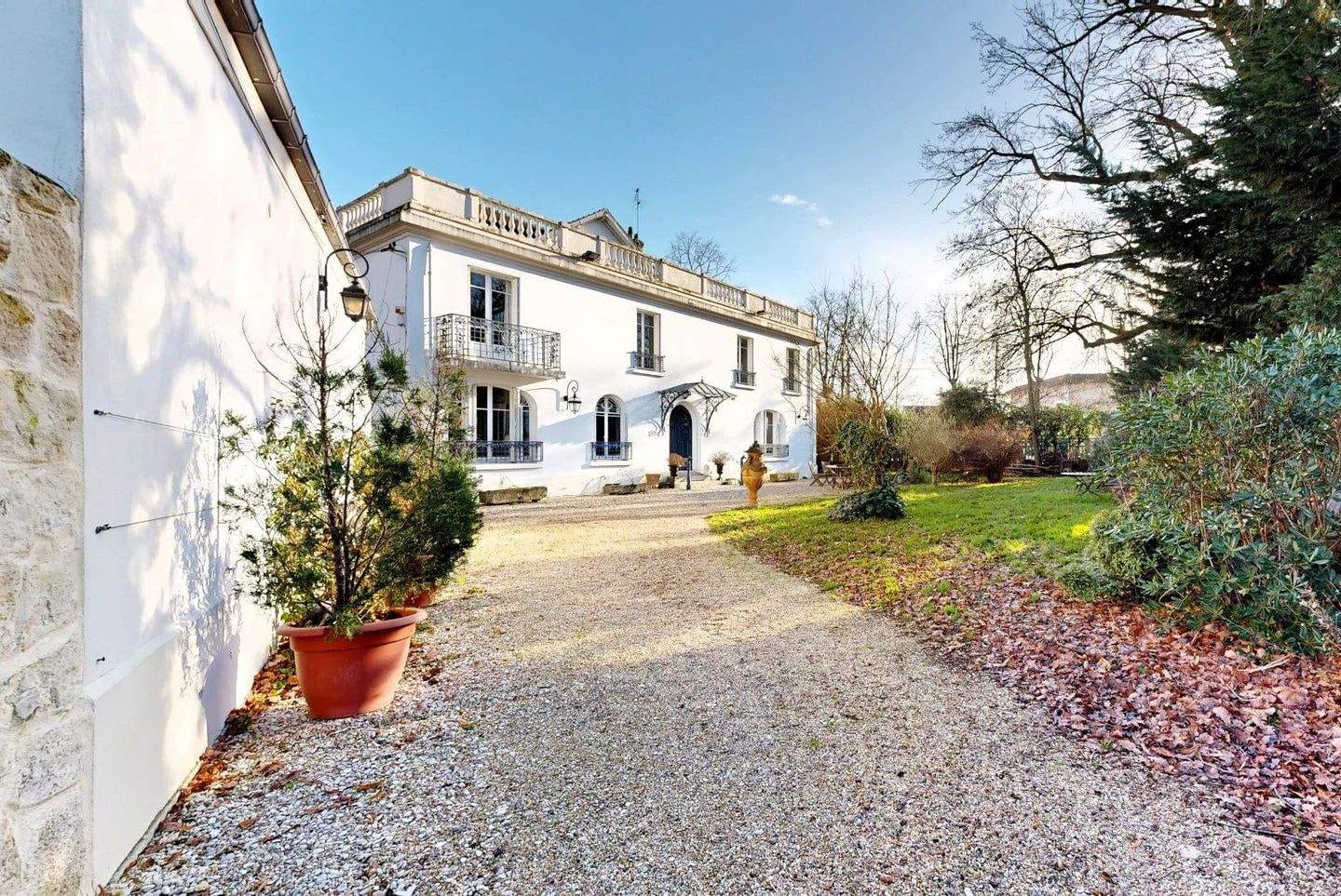 Immobilie in Kolbingen - VILLA/HOUSE in MAISONS LAFFITTE - Bild 0