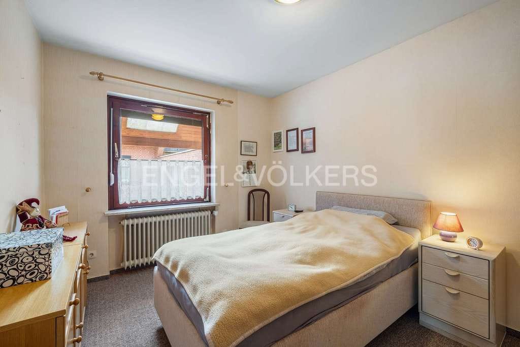 Immobilie in Kaltenkirchen - Sanierungsbedürftiges Einfamilienhaus in ruhiger Wohngegend - Bild 4