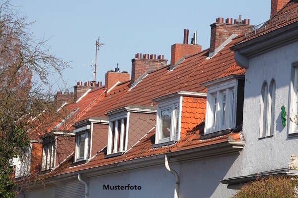 Immobilie in Niederkrüchten - Einfamilien-Reihenmittelhaus nebst Terrasse und Garage - Bild 0