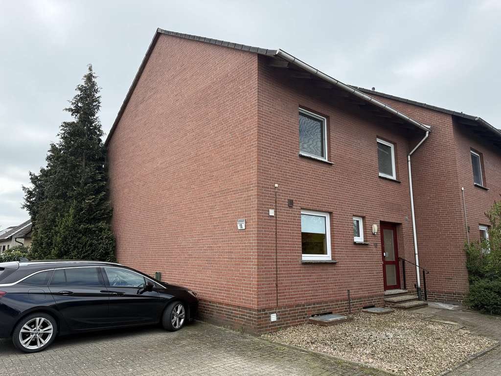 Immobilie in Wardenburg - Gepflegtes Reihenendhaus mit Garage in ruhiger Lage - Bild 0