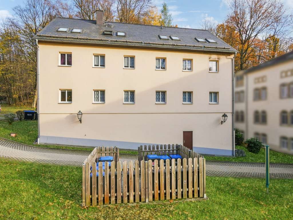 Immobilie in Sebnitz - +Reizvolle Kap-Anl.: Vermietetes ETW-Paket mit Stellplätzen & Zentrumslage im Erholungsort Sebnitz!+ - Bild 0