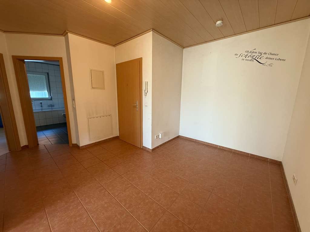 Immobilie in Leimersheim - Bezugsfrei - Schöne 3-ZKB inkl. Einbauküche, Balkon und 2 Stellplätze - Bild 1