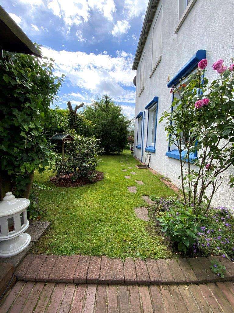 Immobilie in Solingen - Solingen-Höhscheid, 3-Familienhaus + Hinterhaus mit tollem Gartengrundstück 
mit Genehm - Bild 2