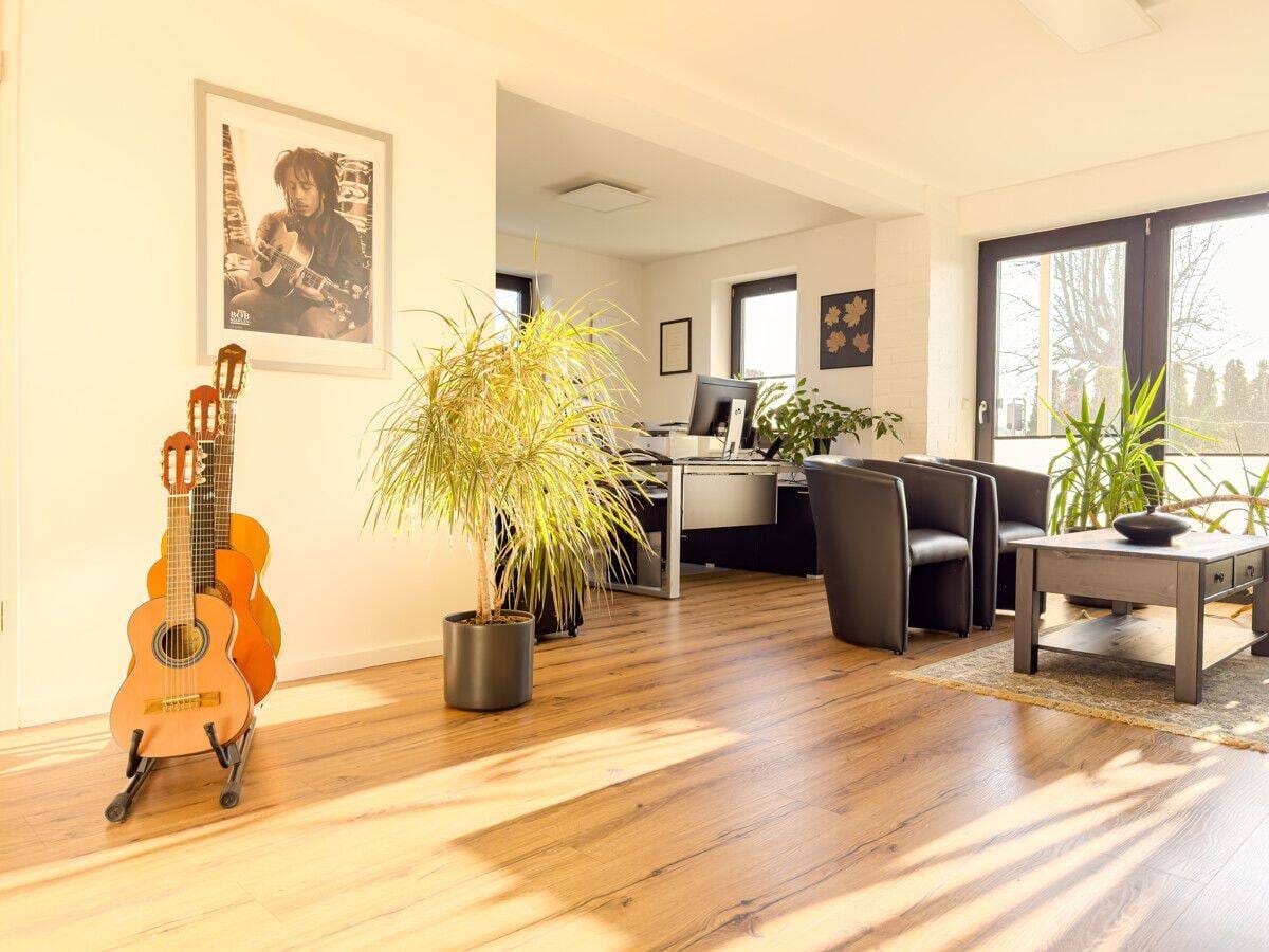 Immobilie in Stäbelow - Nur 8 km bis Rostock // Wohnen im Grünen // 1.104 m² Grundstück // 280 m² Wohnfläche - Bild 4