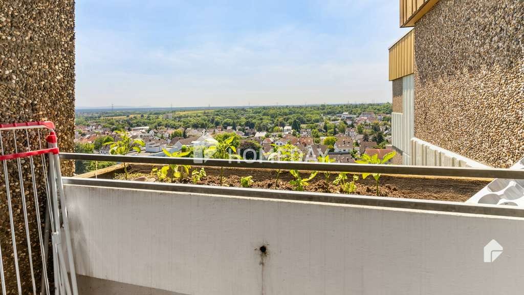 Immobilie in Kriftel - Panoramablick auf Frankfurt - modern geschnittene 3-Zimmer-Wohnung mit Südbalkon - Bild 2
