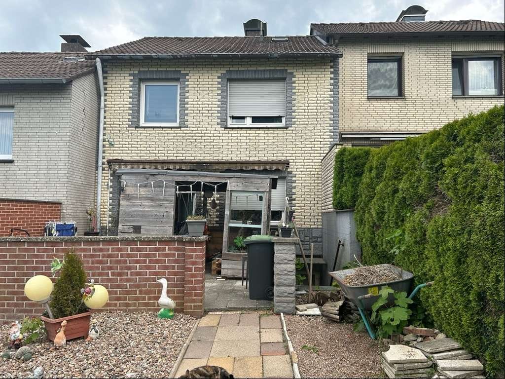 Immobilie in Dörentrup - Verwandlungs-Künstler gesucht: Aus Alt mach Traumhaus!  - Bild 1