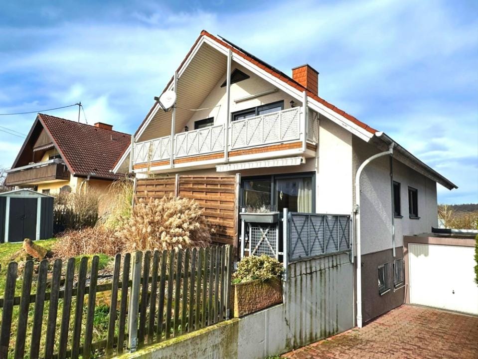 Immobilie in Eschelbronn - GLOBAL INVEST | Tolles, modernisiertes Zweifamilienhaus mit über 230m² Wohnfläche in Eschelbronn - Bild 3