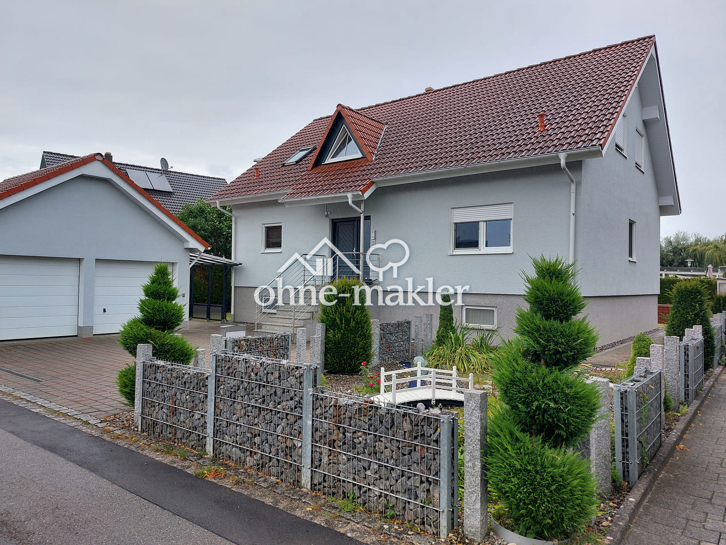 Immobilie in Mühlhausen-Ehingen - Zweifamilienhaus mit Doppelgarage in Mühlhausen-Ehingen - Bild 0