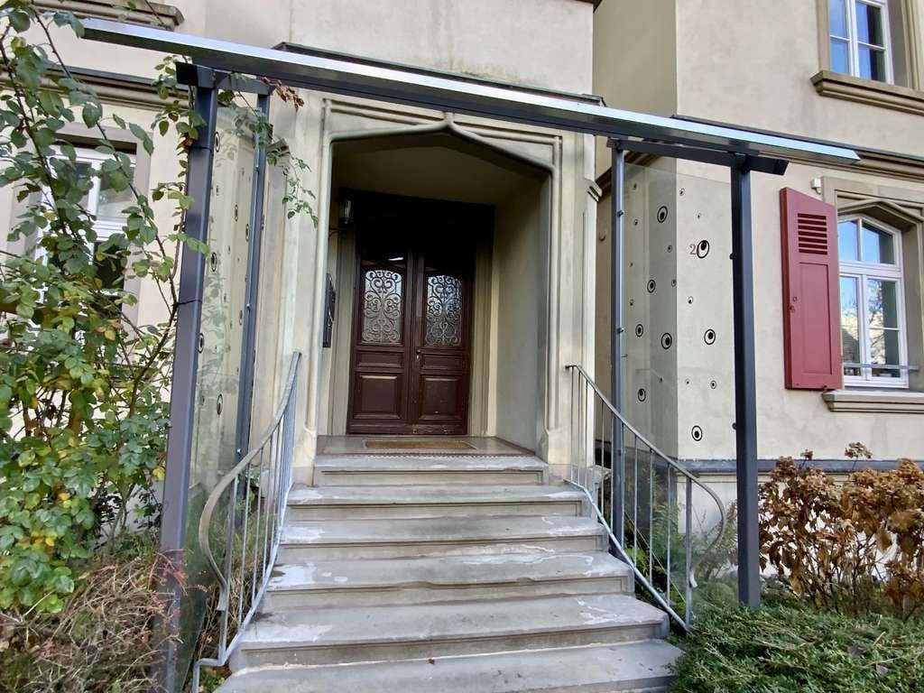 Immobilie in Lindau (Bodensee) - Dachgeschosswohnung mit Seeblick in Jahrhundertwende Villa Lindau - Bild 3