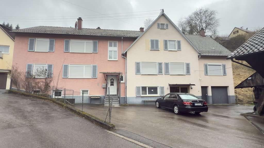 Immobilie in Spiegelberg - Charmantes 4 Familienhaus mit Sondergenehmigung zur Gästezimmervermietung in Spiegelberg* - Bild 0