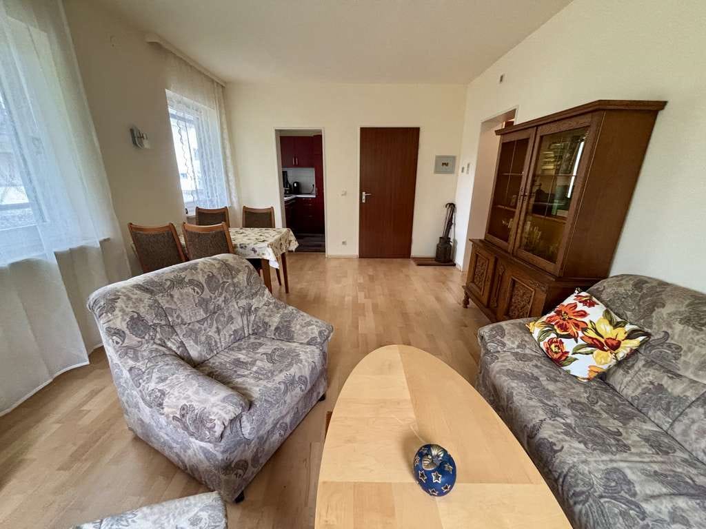 Immobilie in Lenzkirch - Schwarzwald-Traum: FeWo mit Pool, Sauna & unzähligen Outdoor-Möglichkeiten - Bild 2