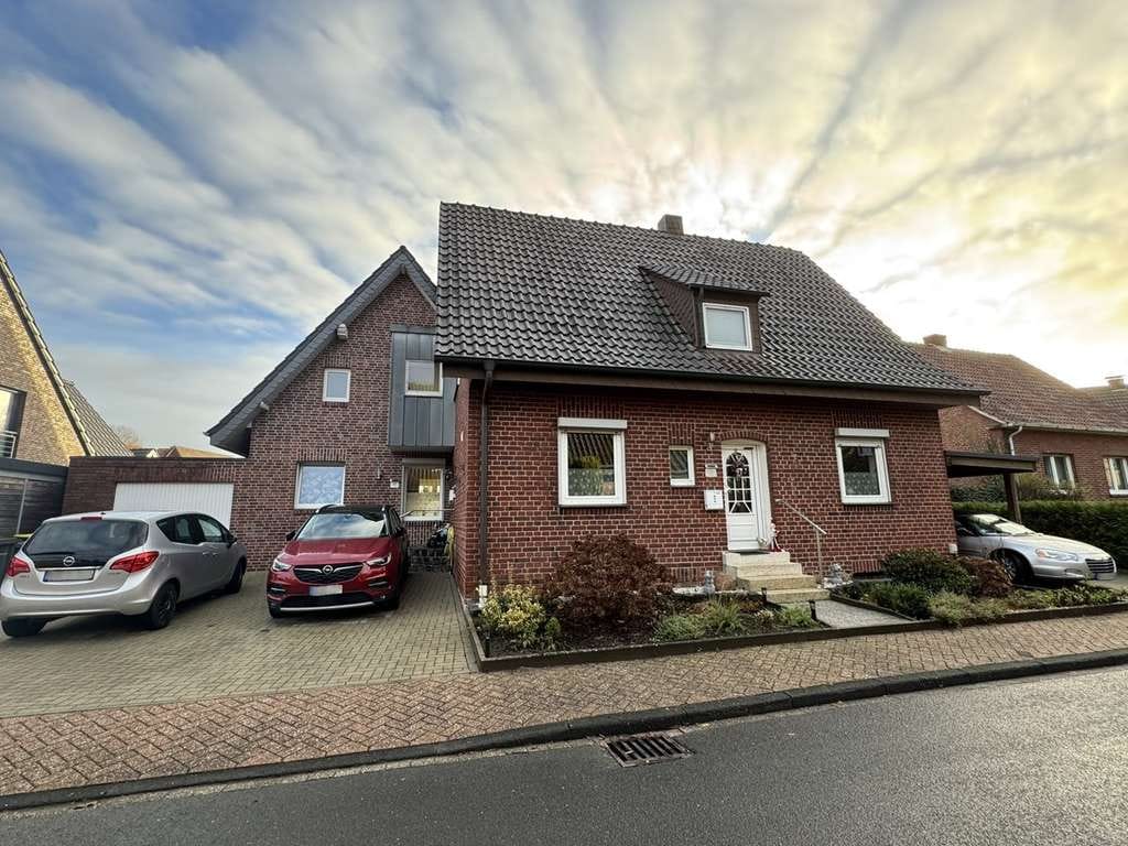 Immobilie in Velen - Generationen-Wohnen: Zweifamilienhaus auf einem Erbbaugrundstück in Ramsdorf - Bild 0
