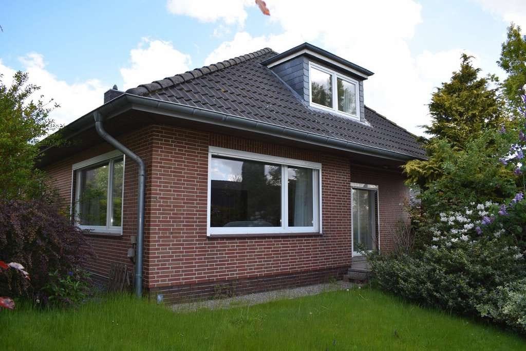 Immobilie in Bredstedt - Gestalten Sie Ihr Traumhaus - Charmantes Haus mit Renovierungsbedarf - Bild 4