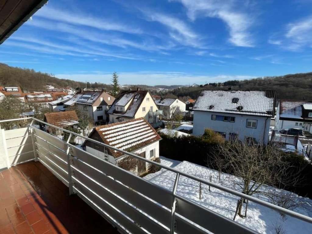 Immobilie in Albershausen - Stattliches freistehendes Einfamilienhaus mit Balkon & Garten in Albershausen! - Bild 4