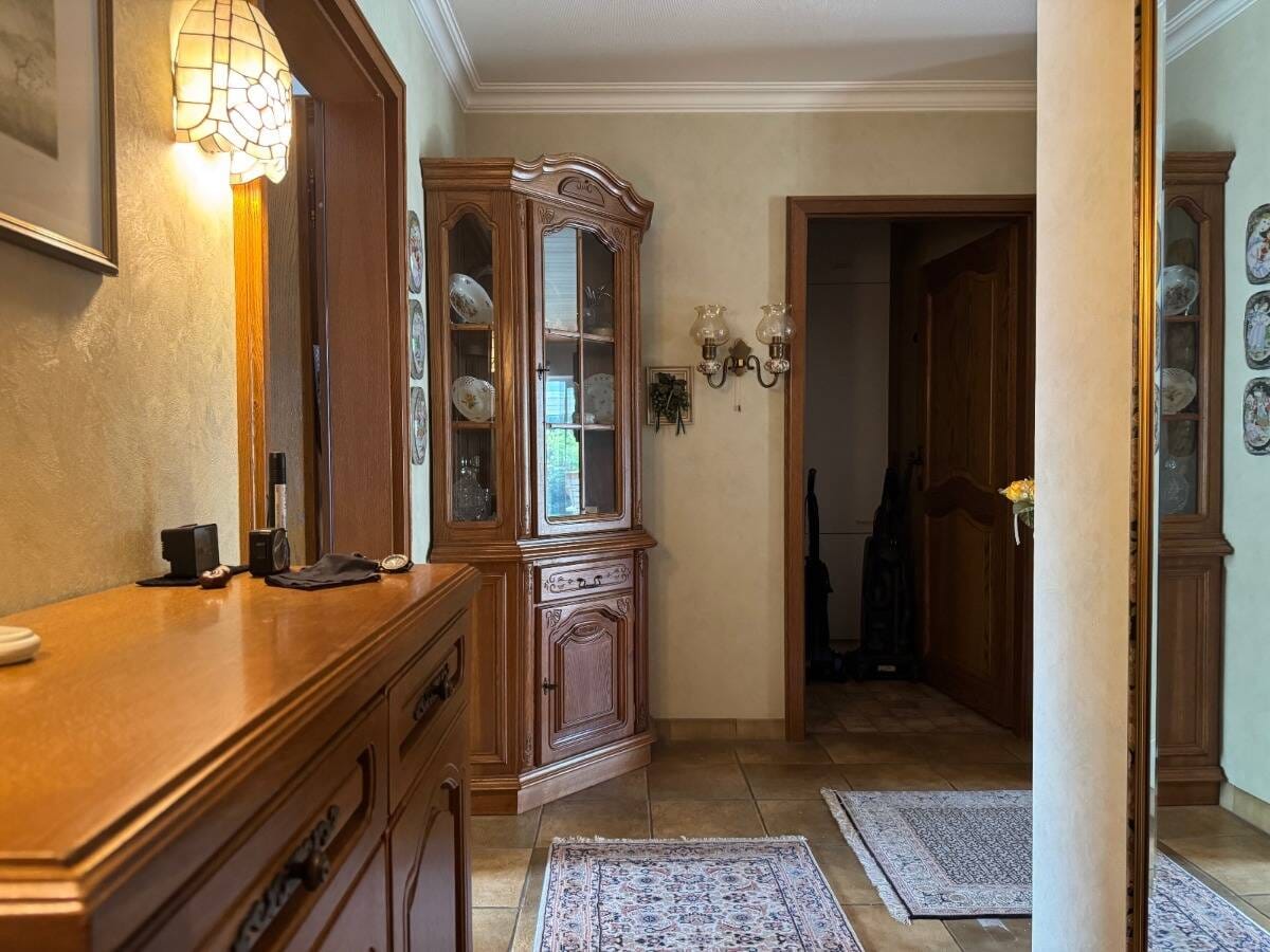 Immobilie in Neuss - Vielseitig nutzbares Reihenmittelhaus in gepflegter Lage von Neuss-Holzheim - Bild 2