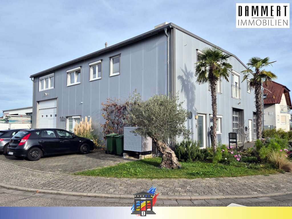 Immobilie in Kronau - Geschäftshaus mit großer Wohnung und Dachterrasse - Bild 0