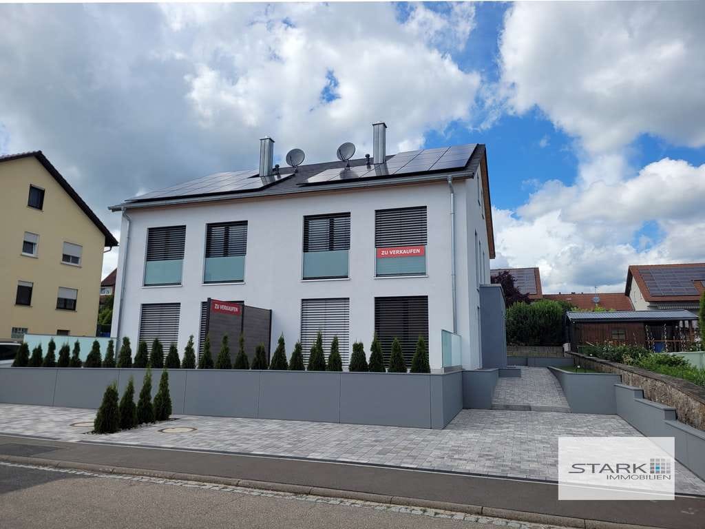 Immobilie in Giebelstadt - Erstbezug: Moderne Doppelhaushälfte mit Garten, Wärmepumpe und viel Platz für die Familie - Bild 0