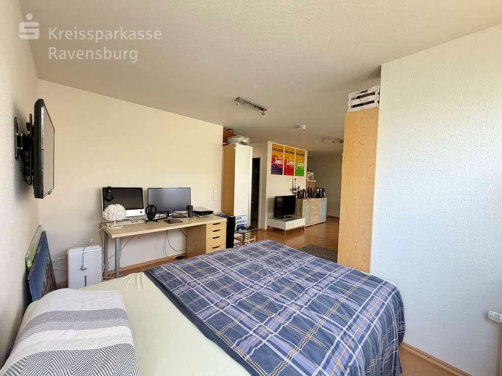 Immobilie in Konstanz - Charmante Erdgeschosswohnung mit großzügiger Terrasse und TG-Stellplatz  - Bild 2