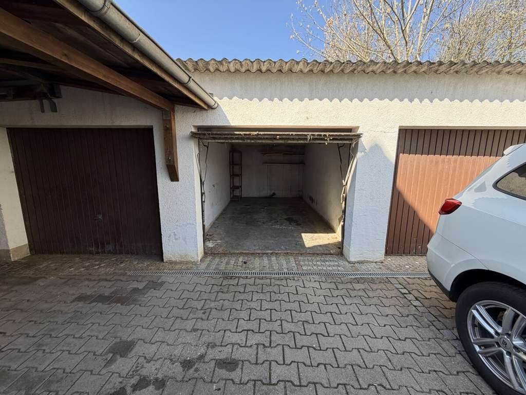 Immobilie in Aichach - Attraktives Zweifamilienhaus - fussläufig zum Bahnhof Aichach - Fernwärme - frei ab Oktober 2026 - Bild 4