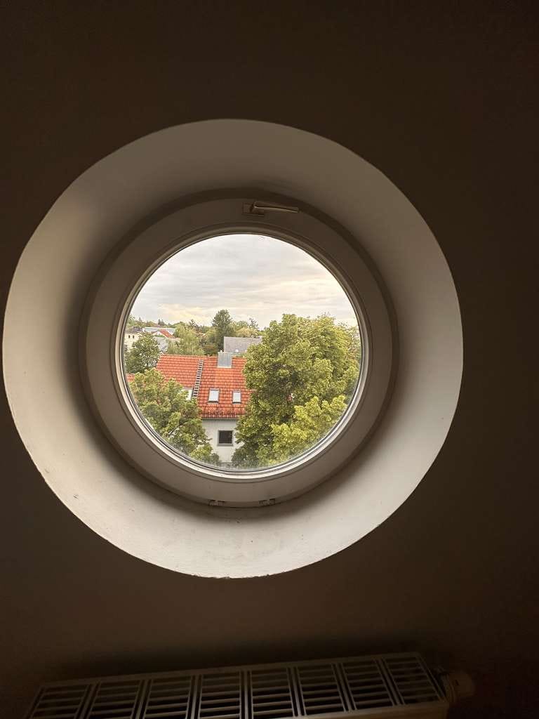 Immobilie in Feldkirchen - PROVISIONSFREI - Wohnen mit Charme und Potenzial – Dachgeschosswohnung mit Galerie in Feldkirchen - Bild 3