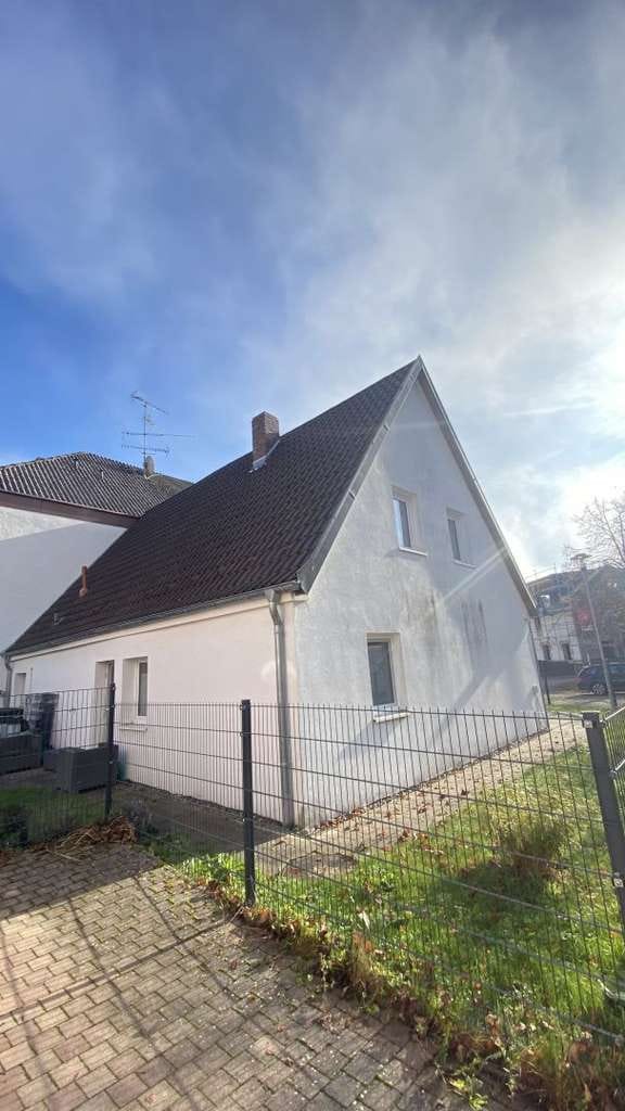 Immobilie in Offingen - Historisches Einfamilienhaus mit Charme und Potenzial im Herzen von Offingen - Bild 2